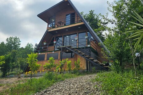 کلبه سوئیسی جکوزی دار تک خواب ترنگ در ماسال