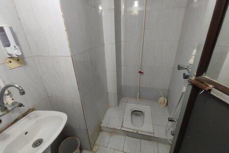 واحد مبله 50 متری نزدیک حرم در مسافرخانه مشهد