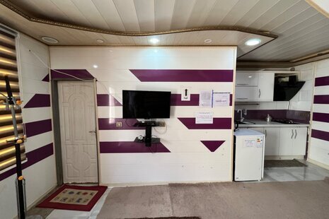 واحد 108 در مجتمع اقامتی آبادان