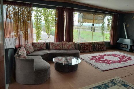 سوئیت مبله 70 متری در قائمشهر