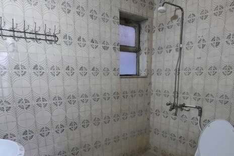 واحد دو خواب 4 در خانه مسافر شیراز