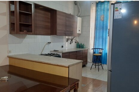 آپارتمان مبله واحد 3 فرشته مهان در شیراز