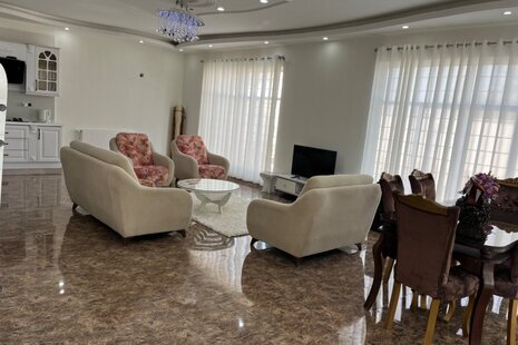 ویلا دوخواب استخردار چهارفصل عسل در ساوجبلاغ