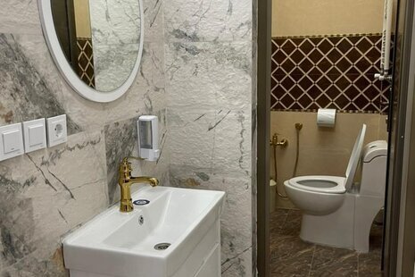 واحد در طبقه سوم ویلا رامسر