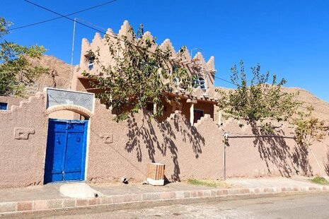 واحد تکخواب گلفرج در اقامتگاه بومگردی جلفا