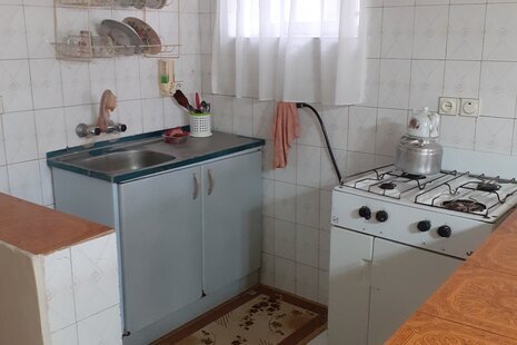 واحد تکخواب میرزاجانی در طبقه همکف ویلای چمخاله