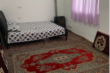 واحد تکخواب درطبقه همکف ویلا گل تاج ماسال