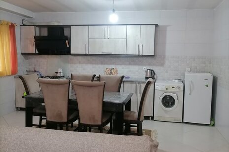 واحد طبقه اول صدف در تنکابن