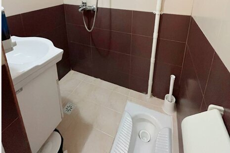 اتاق 3 نفره 305 در مسافرخانه مشهد