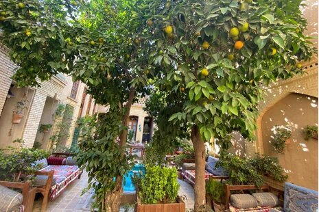 اتاق 3 نفره ترنج در اقامتگاه سنتی شیراز