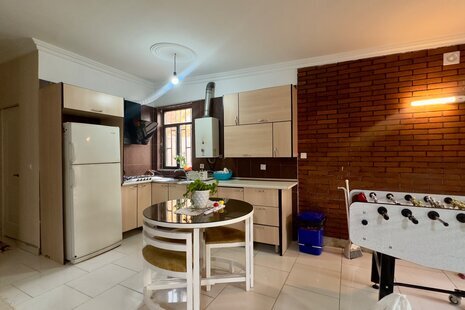 ویلا باغ استخردار مبله دوخواب مجنون در کردان