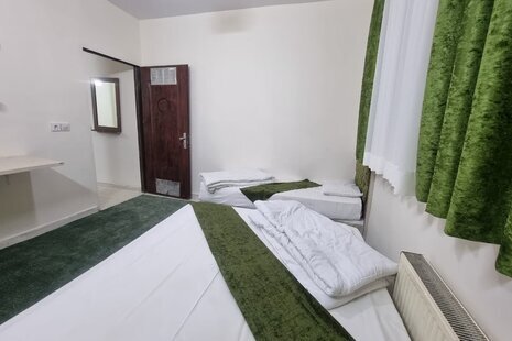 واحد 303 در هتل آپارتمان مشهد