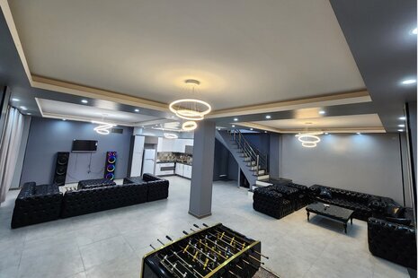 ویلا عمارت استخردار مدرن 3 خواب ترانسیلوانیا در کردان