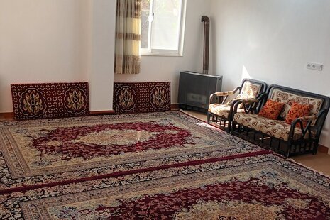 واحد تکخواب طبقه ی اول ویلا در علی آباد