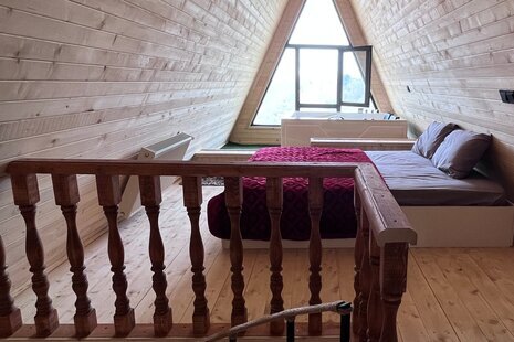 کلبه سوئیسی دوبلکس جکوزی دار مبله تکخواب در رامسر