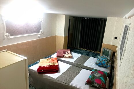 واحد دو تخته در مسافرخانه مشهد