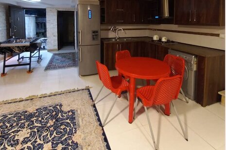 واحد استخردار طبقه همکف ویلا گلستان 3 در رامسر