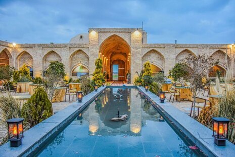 واحد مبله شاه نشین 2 در اقامتگاه بوم گردی در دلیجان