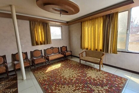 آپارتمان نوساز و دربست درقلب شهر