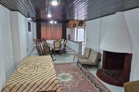 واحد مبله سه خواب استخردار طبقه همکف ویلا در رامسر