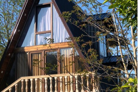 کلبه چوبی دوبلکس دوخواب مبله افرا در شیرگاه