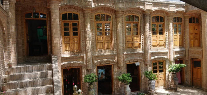 ویلا سنتی  مبله دوخواب خانه توکلی در مشهد