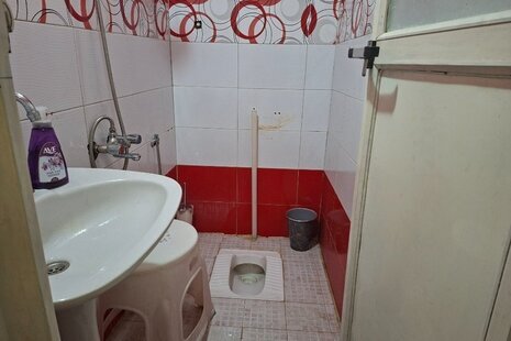 واحد مبله تکخواب در طبقه همکف ویلا  نسیم در تنکابن