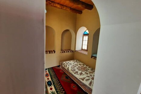 اتاق خوش نشین در اقامتگاه سنتی نطنز