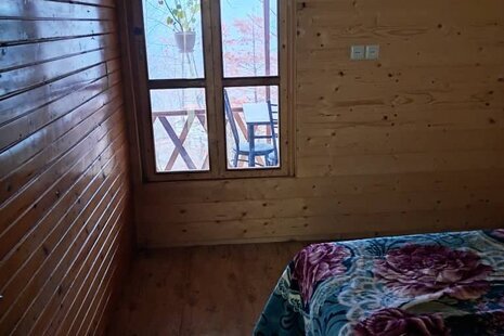کلبه چوبی تکخواب در سوادکوه