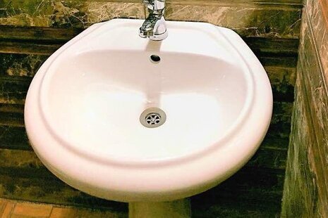 آپارتمان دو خواب مبله شیخ صدوق طبقه 1 در اصفهان