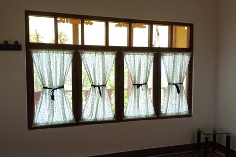 سوئیت افرا در اقامتگاه بومگردی شیرگاه