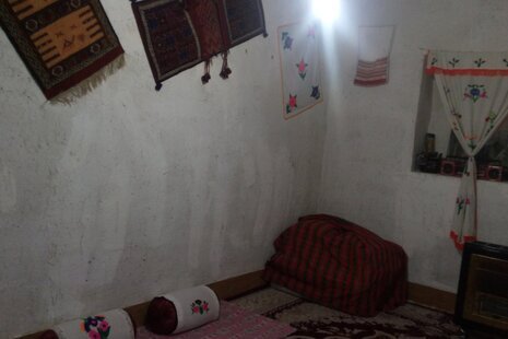 اتاق در اقامتگاه بومگردی آشخانه(2) گرمه