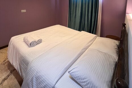 اتاق دونفره اقتصادی دولوکس در هاستل اصفهان