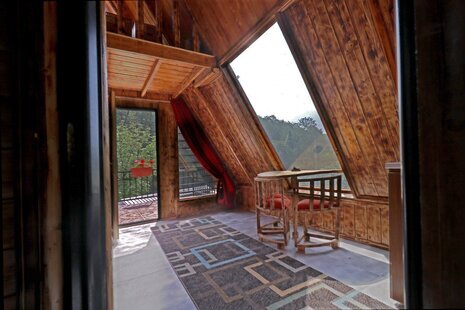 کلبه استخردار سوئیسی دوخواب لیا در تنکابن