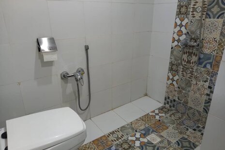 اتاق چهار تخته در هتل سنتی در یزد