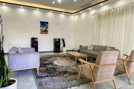 ویلا مبله دوخواب استخردار هیوا در چهارباغ