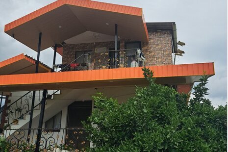 واحد در طبقه سوم ویلا رامسر