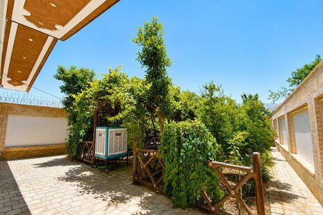 باغ ویلا تکخواب دربست در فین کاشان