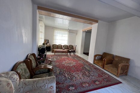 واحد تکخواب ساحلی در طبقه همکف ویلای شیرود