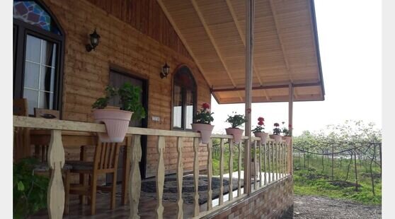 ویلای چوبی سورنا