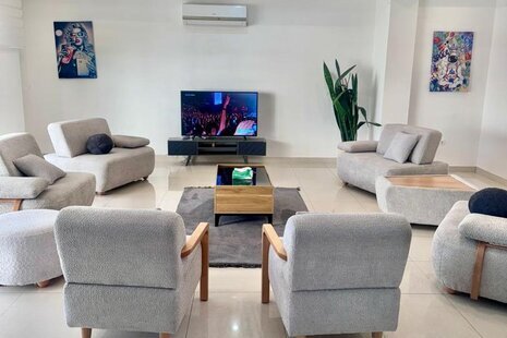 ویلا مبله جکوزی دار چهارخواب پنت فضایی در کیش