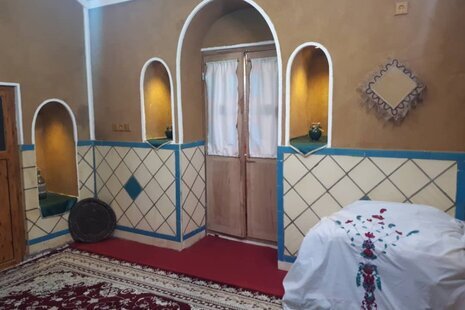 اتاق زمرد در اقامتگاه بوم گردی کاشان