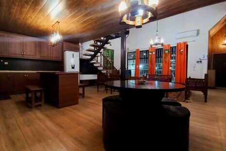 ویلا استخردار دوبلکس دوخواب مارالی در ساوجبلاغ