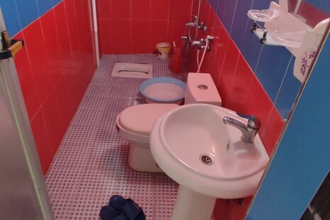 واحد مبله تکخواب در طبقه همکف ویلا  نارنج در  اسالم