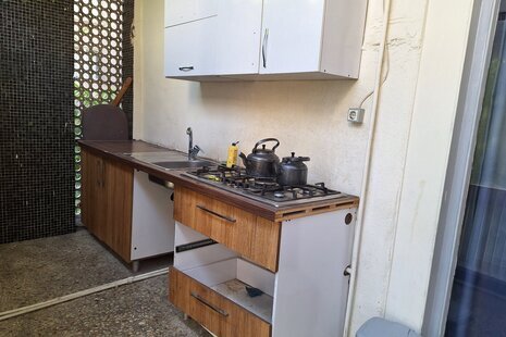 اتاق 3 نفره در هاستل کریمخان