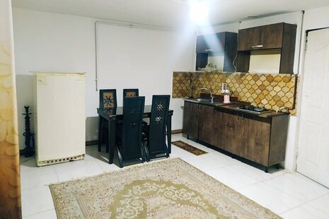 سوئیت مبله(1) در باغ ویلا رشت