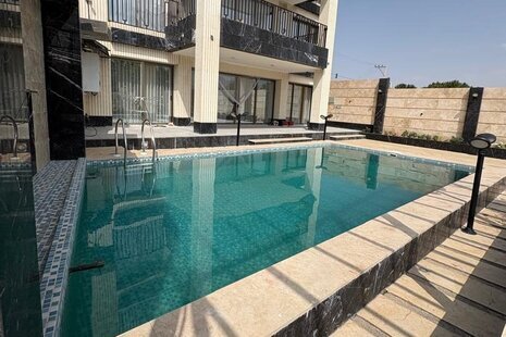 ویلا دوبلکس 3 خواب استخردار مبله در باغ بهادران