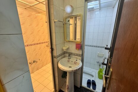 واحد دوخواب ساحلی سیروس در طبقه همکف ویلا نور