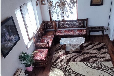 واحد دوبلکس در طبقه اول با حیاط اختصاصی در خمام