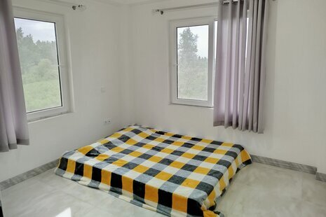 واحد سه خواب در طبقه اول ویلا تمشک در کلاچای